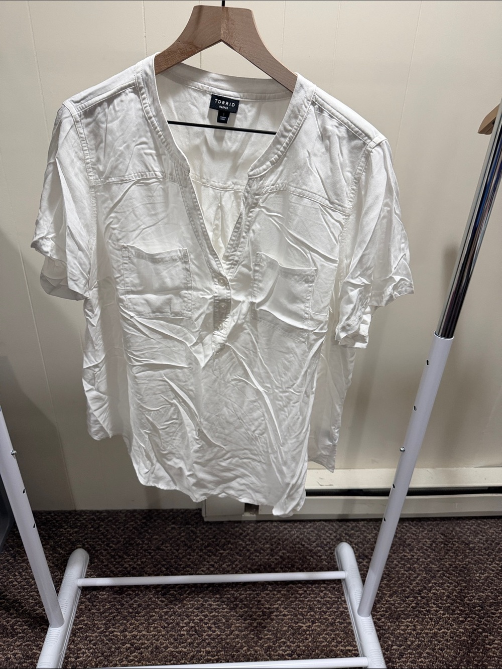 torrid White Split-Neck Short Sleeve Blouse